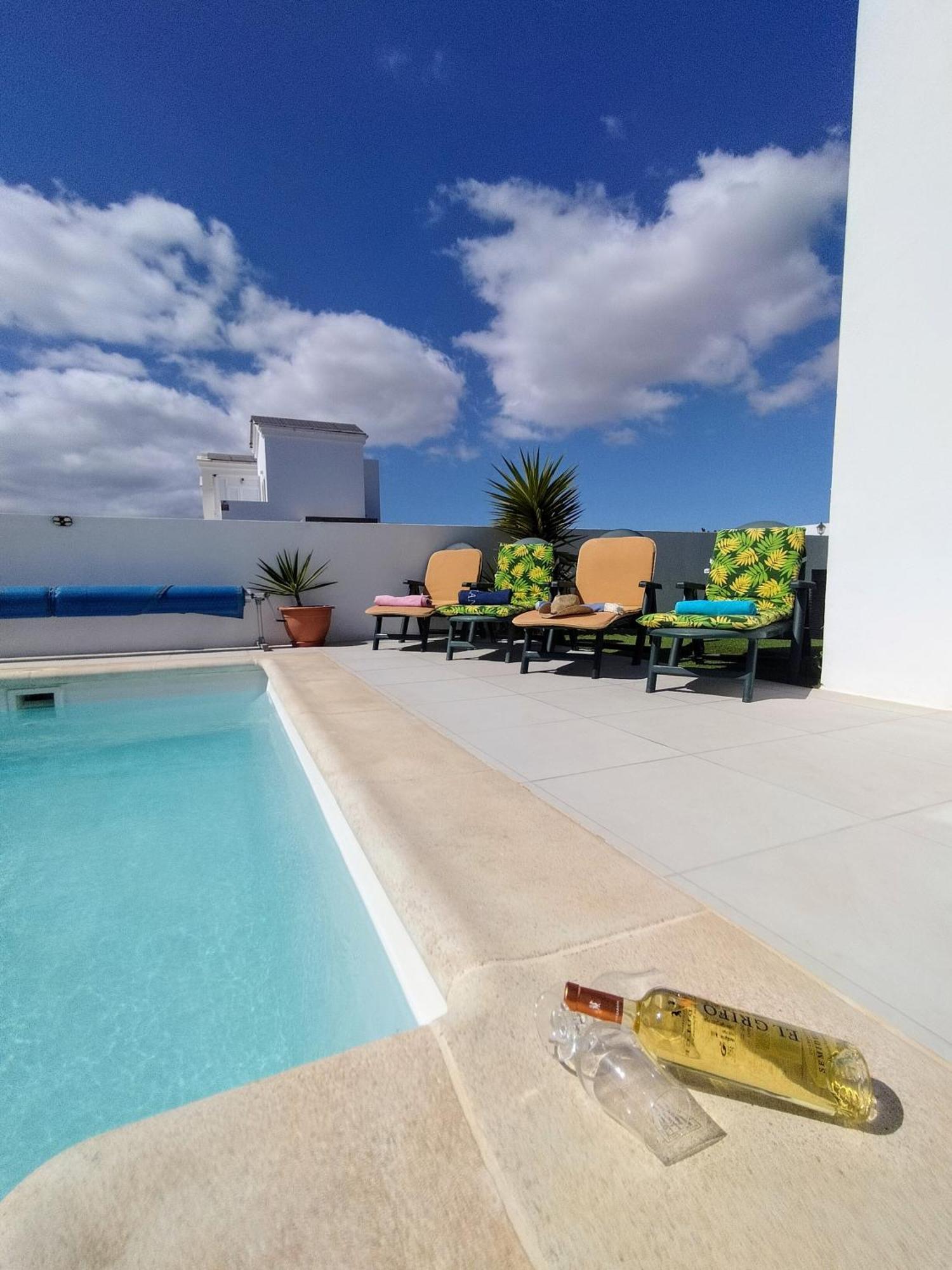 Lovely Villa Agua & Fuego,Heated Pool Playa Blanca  Exterior photo